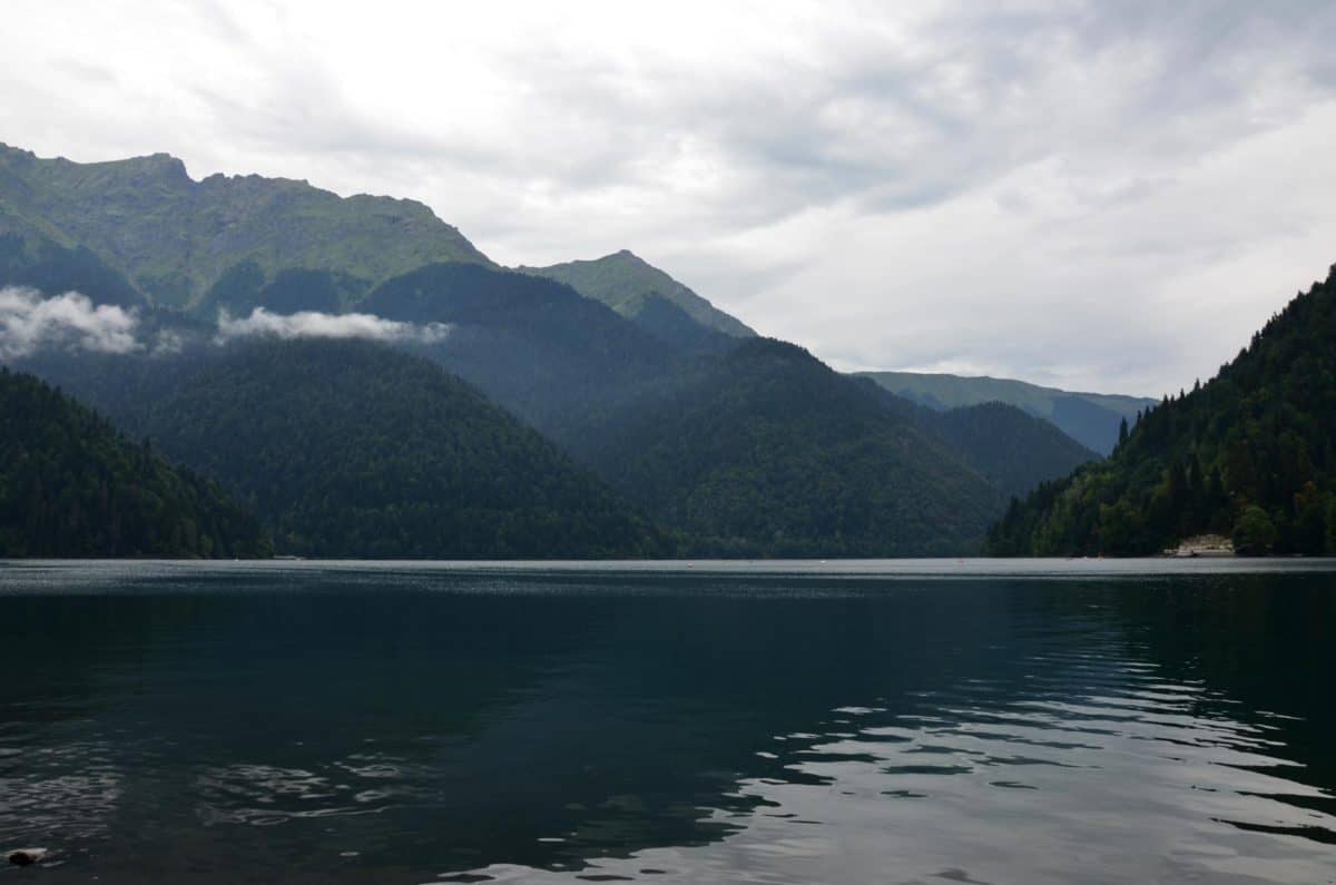 10 best things to do in Sochi in summer and in winter | Russia Abkhazia, Lake