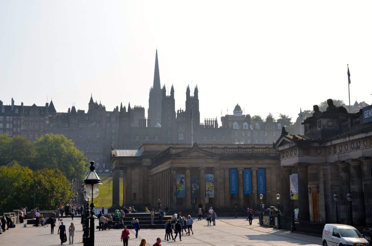The ultimate guide to Edinburgh, Scotland: Edinburgh travel tips