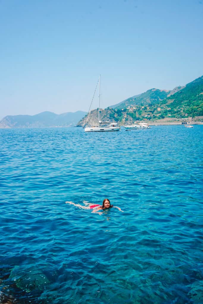 Where to swim near Pisa and Florence in Italy & Best beaches in Cinque Terre