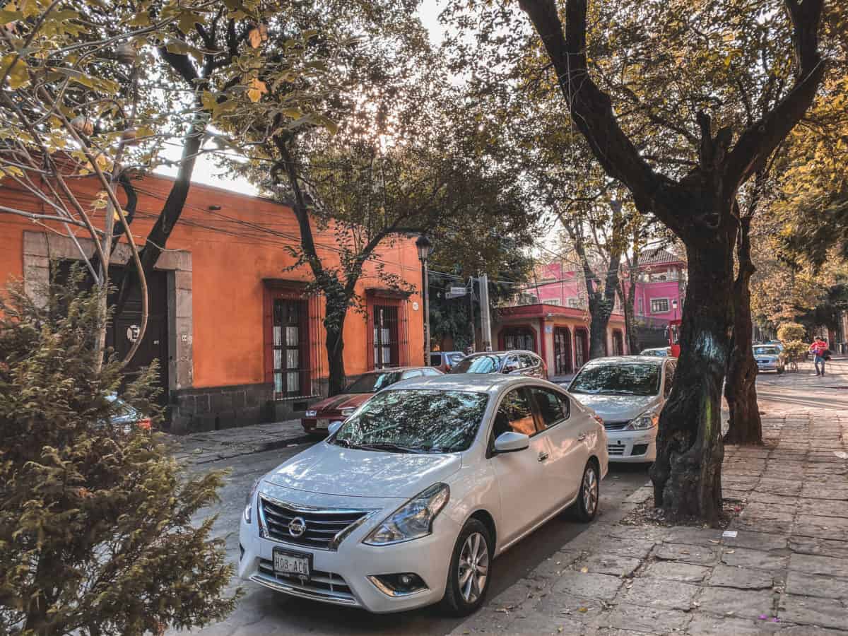READ THIS BEFORE DRIVING IN MEXICO CITY | TRAFFIC, SAFETY & MORE