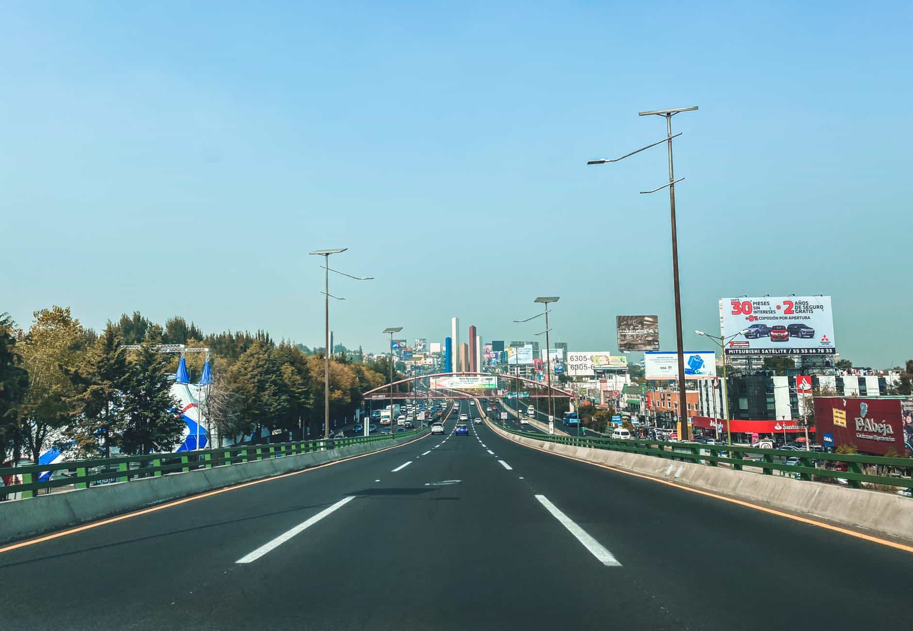 READ THIS before driving in Mexico City | Traffic, Safety & More