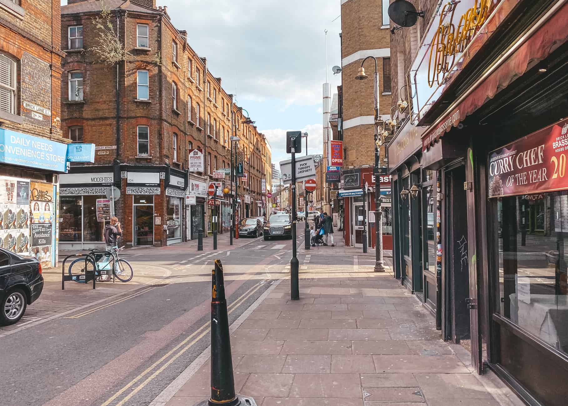 Shoreditch London without people - Brick lane
