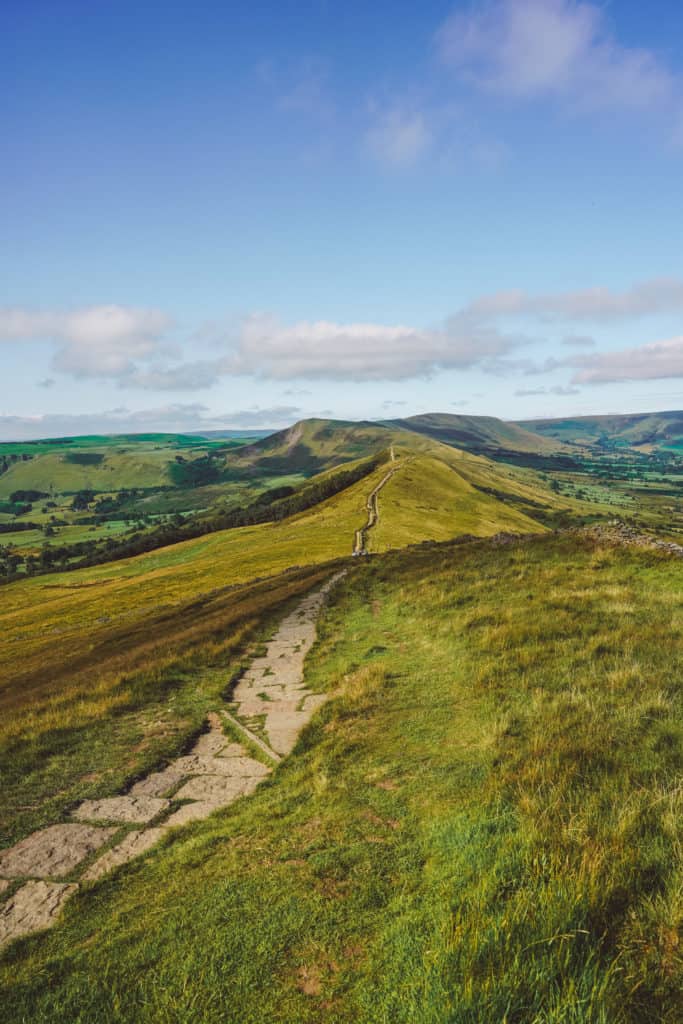The best hike in Peak District: Castleton, Mam Tor and Great Ridge