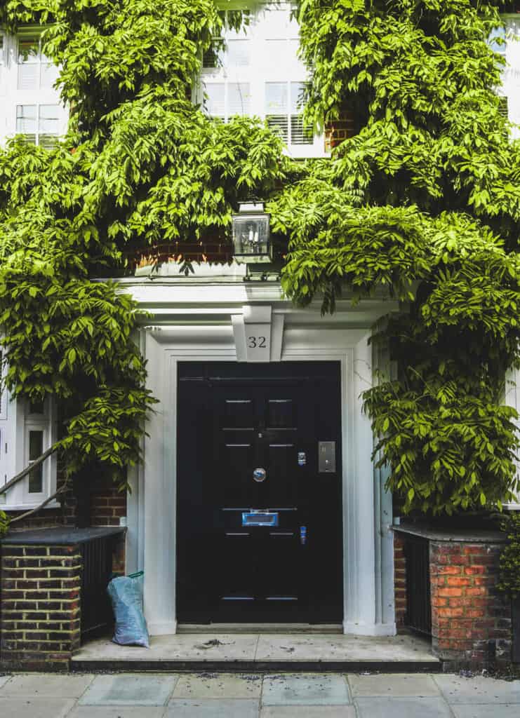 London's prettiest streets and mews - most beautiful streets in London Chelsea