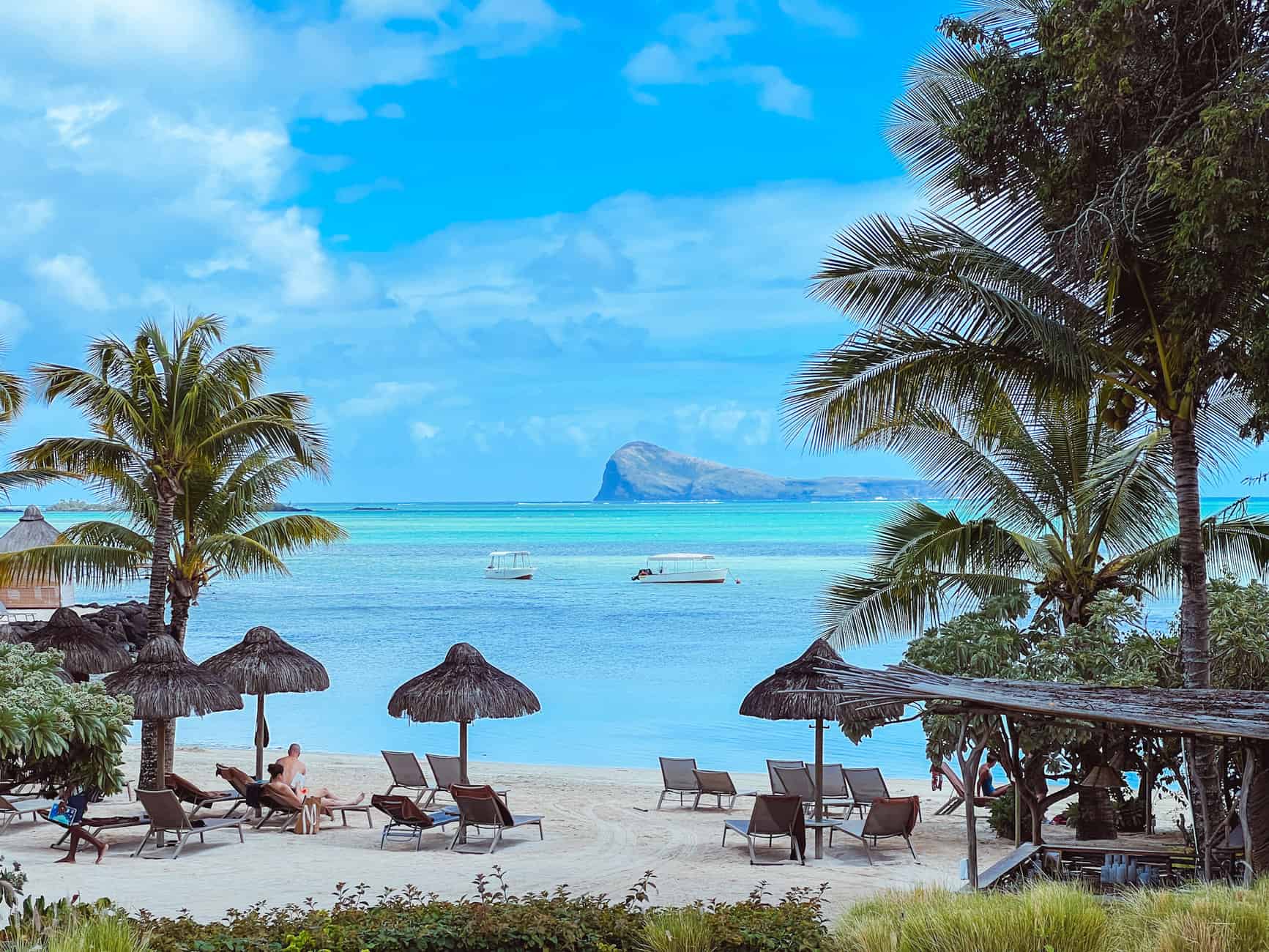 worst beaches in Mauritius Zilwa Attitude