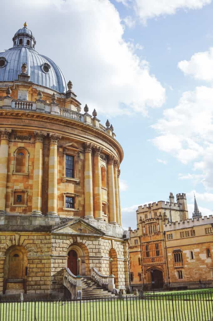 Oxford, itinerary for 14 days in England and Scotland 