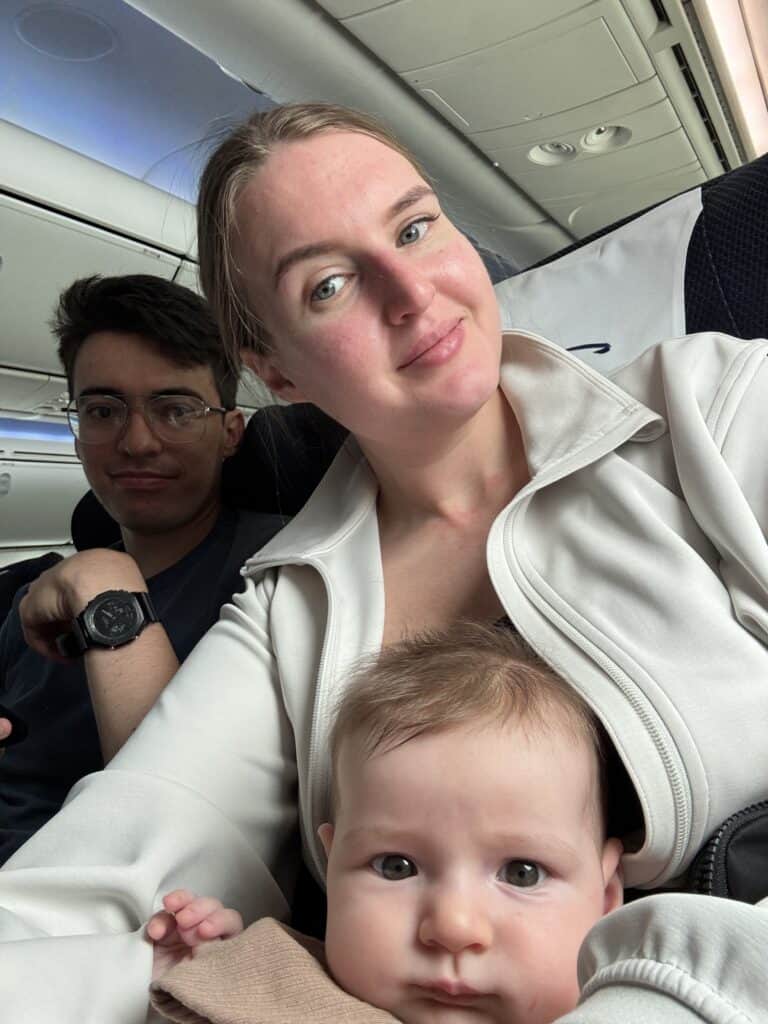 Volar a larga distancia con un bebé de 3 meses en British Airways: lo que realmente sucedió