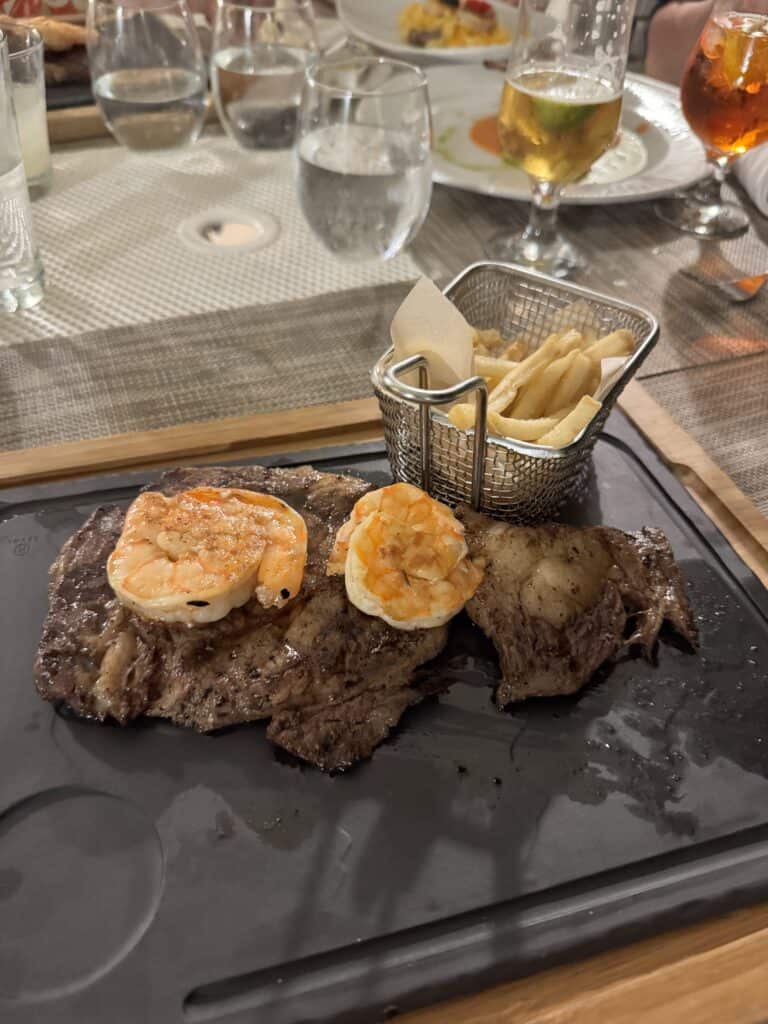 La mejor Playa Mujeres con un bebé: reseña honesta